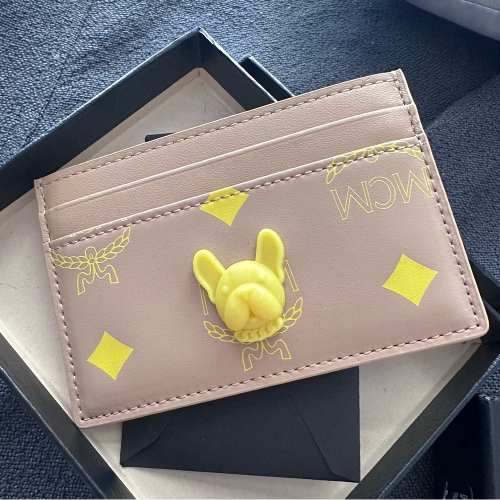 Card Holder with Yellow Accent and 3D Bunny Charm